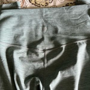 Lululemon 21” align legging